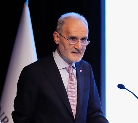 Teknolojiyi tüketen değil üreten ülke olmalıyız